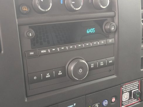 New 2025 GMC Savana 2500 Extended w/ Driver Convenience Package image 12