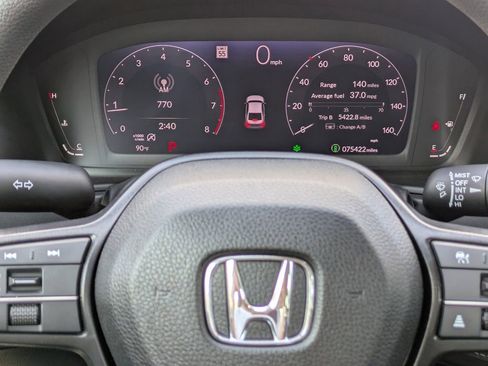 Used 2023 Honda Accord EX image 26