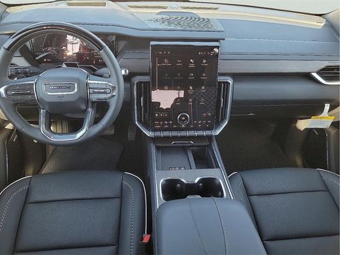 New 2026 GMC Acadia Denali w/ Super Cruise Package image 11