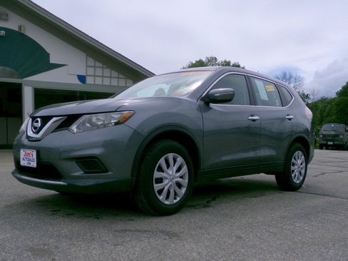 Used 2015 Nissan Rogue S AWD/4WD image 6