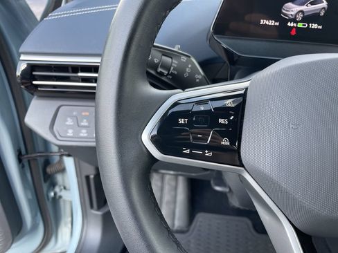 Certified 2025 Volkswagen ID.4 Pro S Plus AWD/4WD image 18