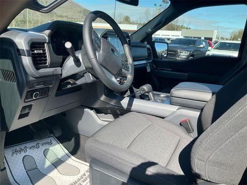 New 2026 Ford F150 XLT w/ Equipment Group 302A MID image 15