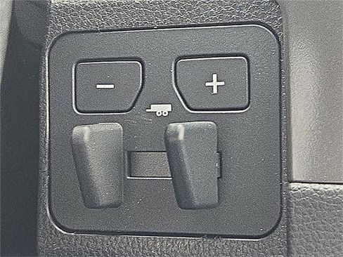 New 2025 Toyota Tacoma SR5 image 23