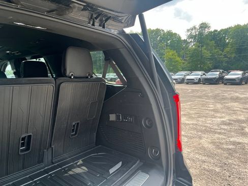 Used 2023 GMC Yukon Denali AWD/4WD image 12