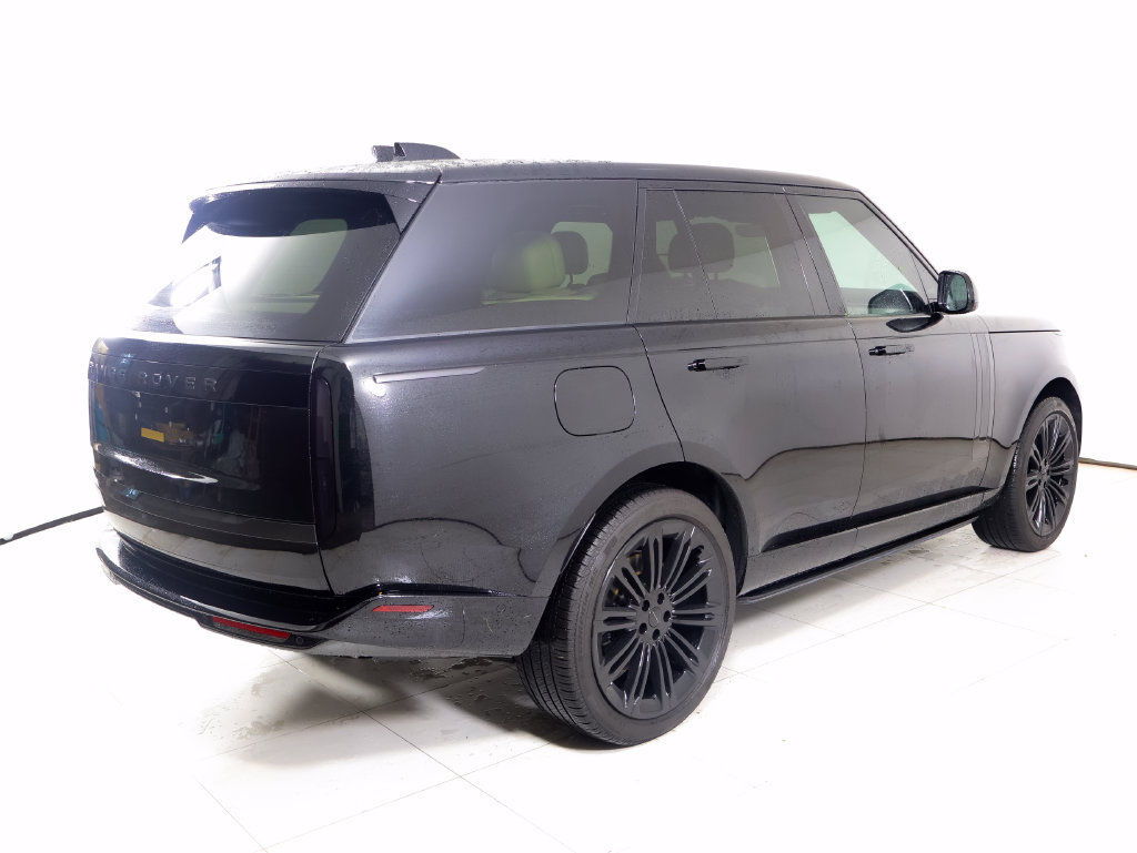 Used 2026 Land Rover Range Rover SE AWD/4WD image 29
