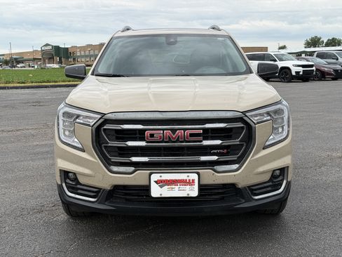 Used 2022 GMC Terrain AT4 w/ Infotainment Package II AWD/4WD image 9