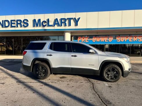 Used 2019 GMC Acadia SLE image 3