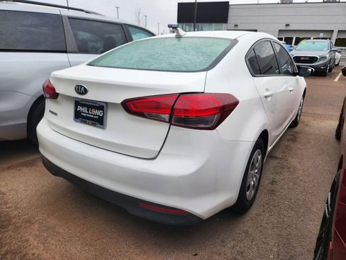 Used 2017 Kia Forte LX image 20