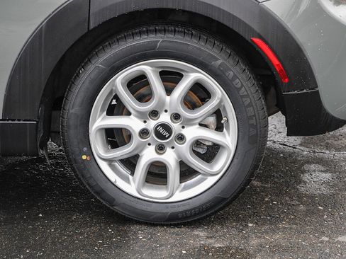 Used 2019 MINI Cooper S w/ Signature Upholstery Package image 10