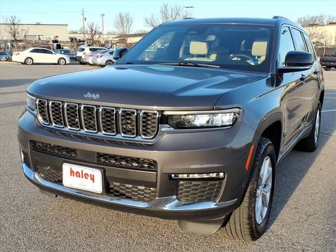 Used 2023 Jeep Grand Cherokee L Limited image 10