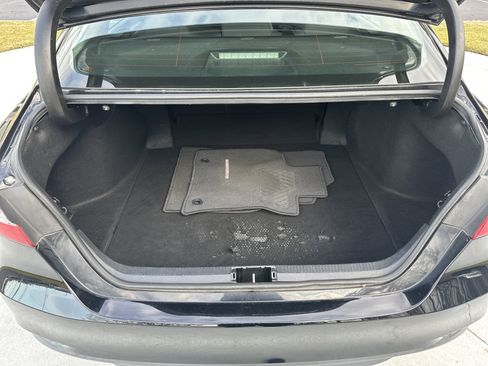 Used 2020 Toyota Camry LE image 31