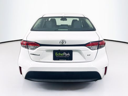 Used 2024 Toyota Corolla LE FWD image 7