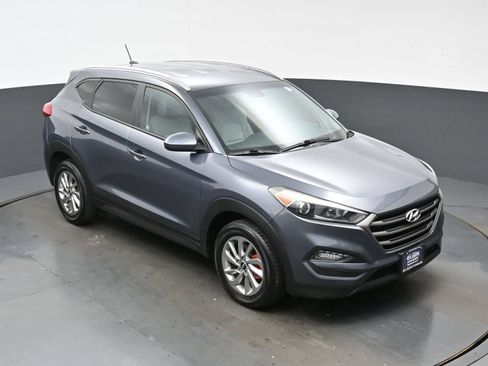 Used 2016 Hyundai Tucson SE w/ Option Group 02 FWD image 37