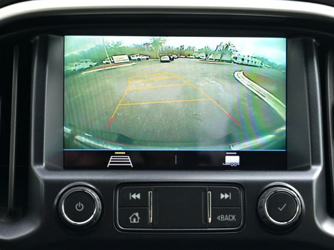 Used 2022 GMC Canyon Elevation w/ Trailering Package image 16