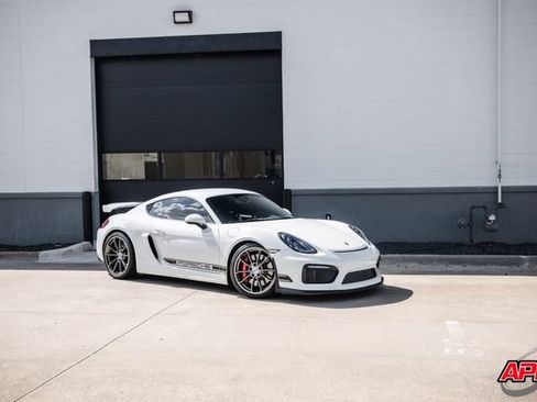 Used 2016 Porsche Cayman GT4 RWD image 40