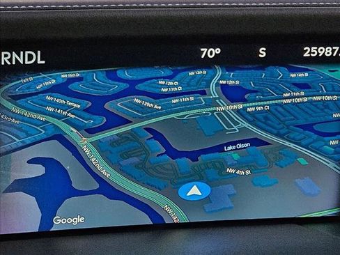 Used 2024 Lincoln Nautilus Reserve w/ Equipment Group 202A image 13