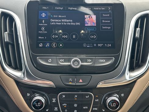 Used 2023 Chevrolet Equinox Premier FWD image 30
