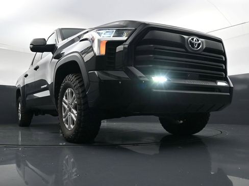 Used 2024 Toyota Tundra SR5 w/ SR5 Convenience Package AWD/4WD image 31