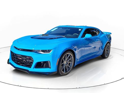 Used 2022 Chevrolet Camaro ZL1 image 3