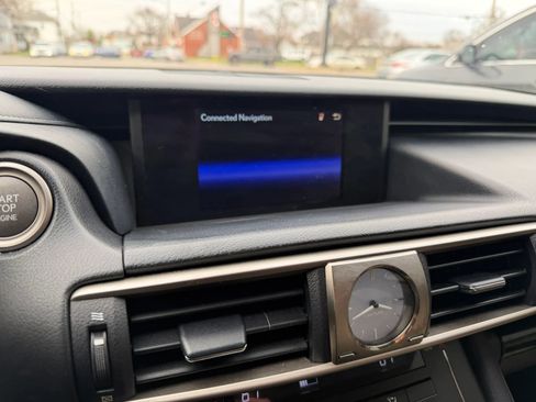 Used 2017 Lexus IS 300 AWD image 21