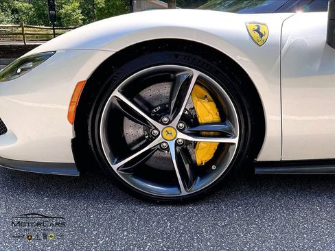 Used 2024 Ferrari 296 GTS RWD image 10
