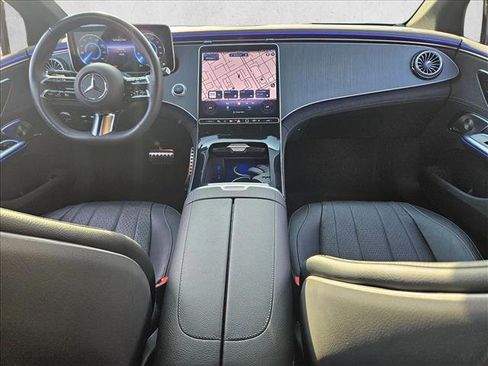 Used 2023 Mercedes-Benz EQE 500 4MATIC Sedan image 18
