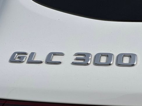 Certified 2022 Mercedes-Benz GLC 300 4MATIC image 22