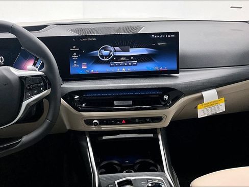 New 2026 BMW 330i Sedan w/ Premium Package RWD image 17
