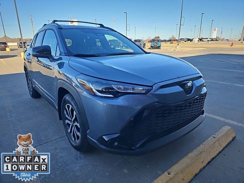 Used 2025 Toyota Corolla Cross AWD Hybrid image 1