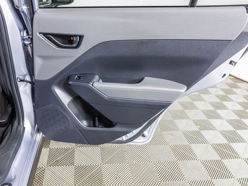 Used 2025 Subaru Crosstrek 2.0i Premium image 35