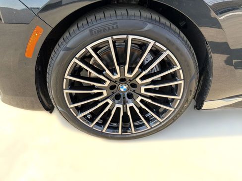 New 2026 BMW i7 xDrive60 image 12