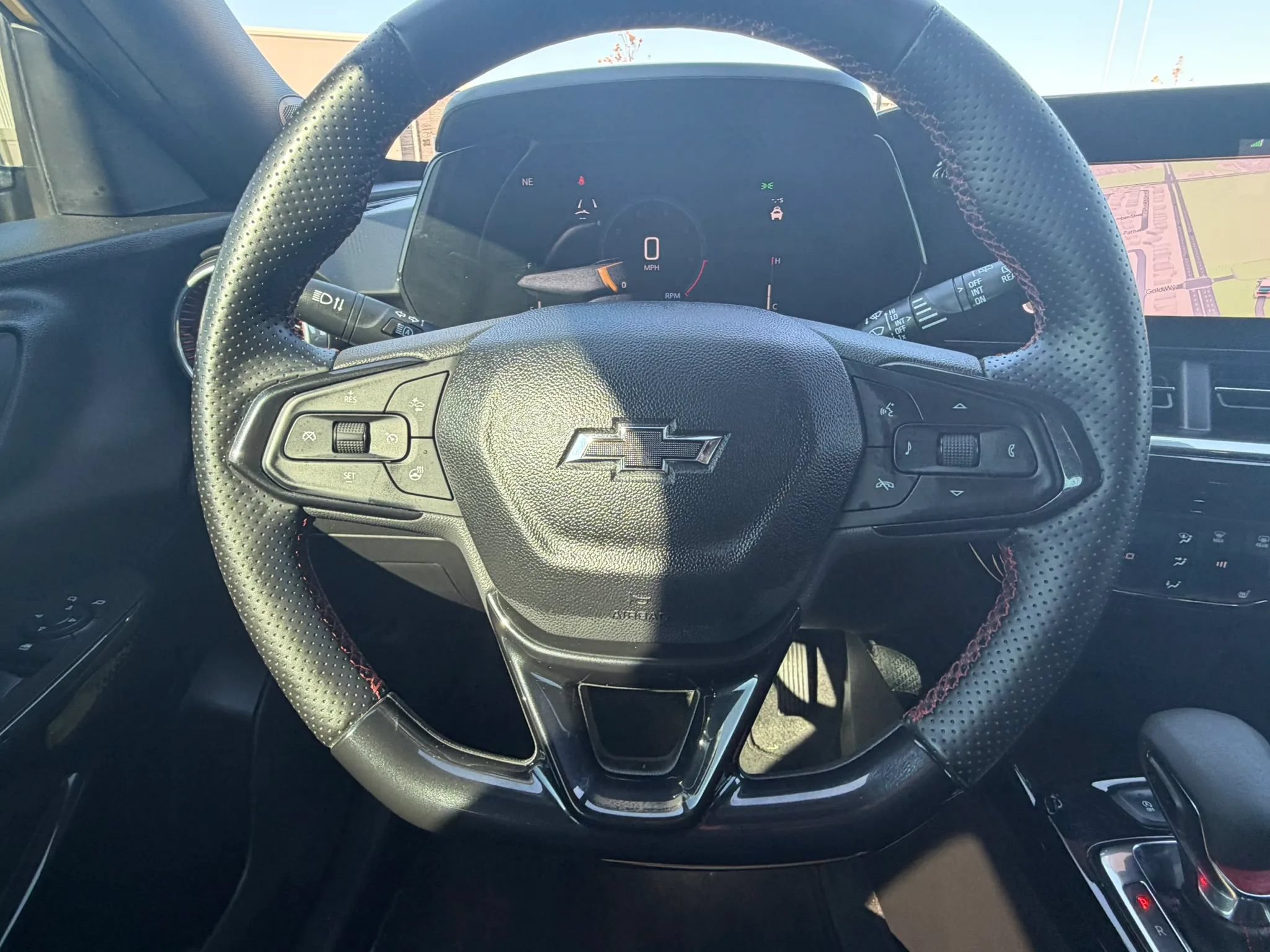 Used 2024 Chevrolet Trax RS w/ Driver Confidence Package FWD image 22
