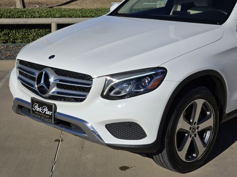 Used 2019 Mercedes-Benz GLC 300 image 8