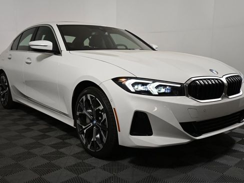 New 2026 BMW 330i Sedan w/ Convenience Package image 4