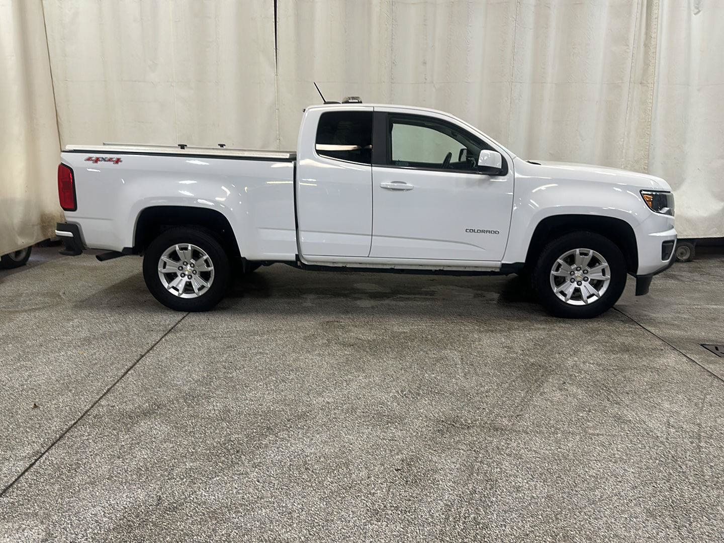 Used 2020 Chevrolet Colorado LT w/ Safety Package AWD/4WD image 6