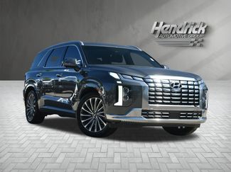 Used 2023 Hyundai Palisade Calligraphy FWD video 2