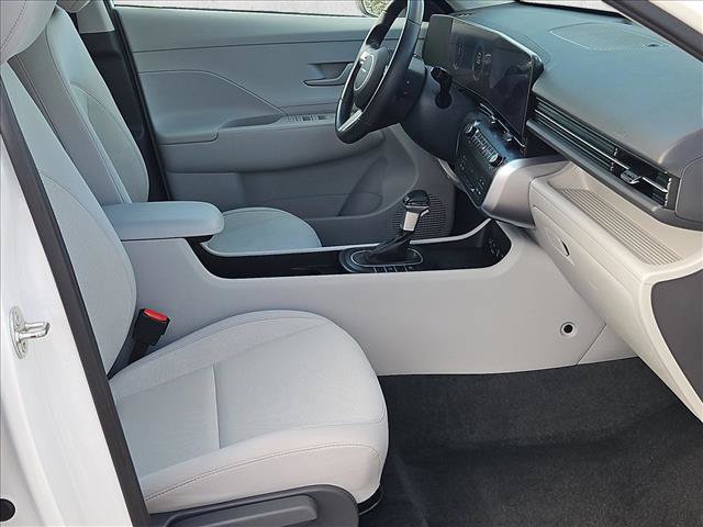Used 2025 Hyundai Kona SEL FWD image 19