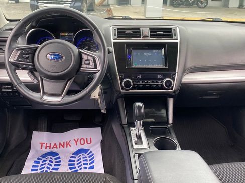 Used 2018 Subaru Outback 2.5i Premium image 9