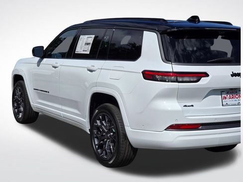 New 2026 Jeep Grand Cherokee L Summit w/ Obsidian Package AWD/4WD image 41