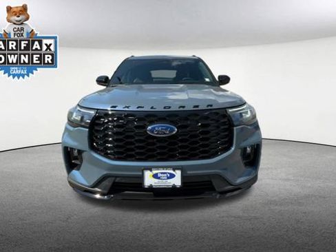Used 2025 Ford Explorer ST-Line AWD/4WD image 3