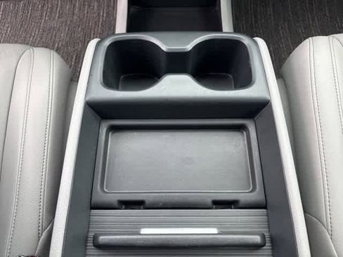 Used 2023 Honda Odyssey Touring image 19