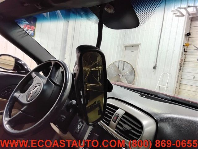 Used 2005 Chevrolet Corvette Coupe w/ Preferred Equipment Group RWD image 16