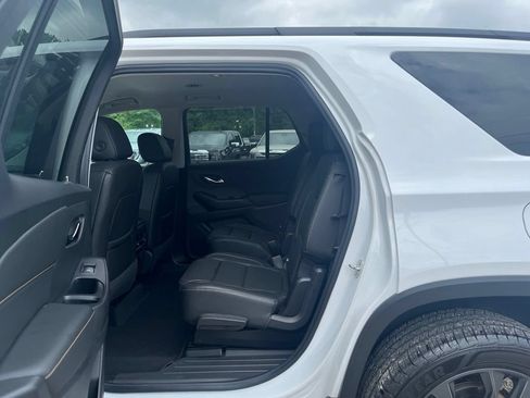 Used 2021 Chevrolet Traverse RS FWD image 26