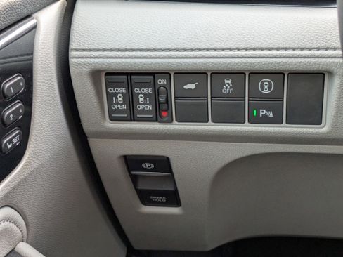 Certified 2022 Honda Odyssey Elite image 33