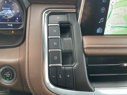 Used 2023 Chevrolet Tahoe High Country w/ Advanced Technology Package image 37