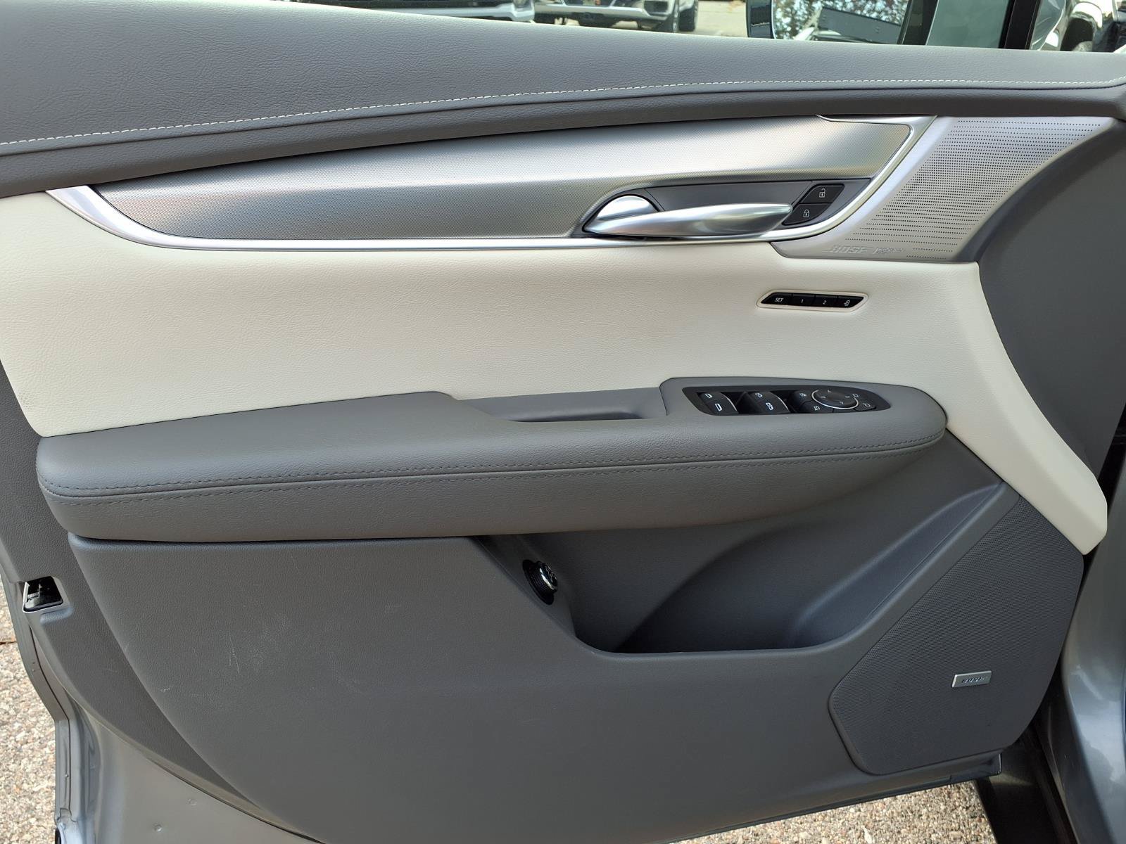 Used 2024 Cadillac XT5 Premium Luxury w/ LPO, Floor Liner Package AWD/4WD image 13