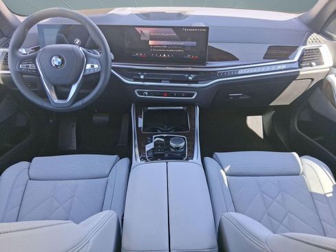 Used 2026 BMW X5 sDrive40i RWD image 16