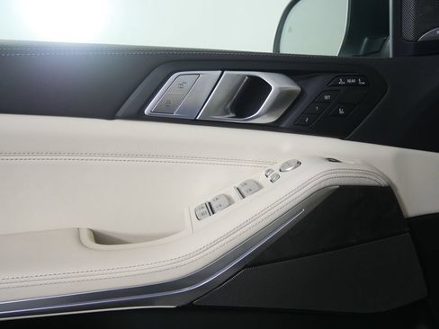 New 2027 BMW X7 xDrive40i AWD/4WD image 8