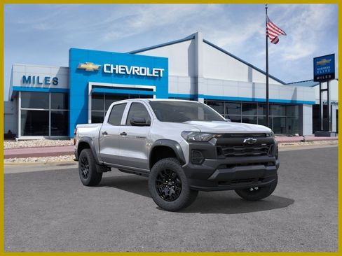 New 2026 Chevrolet Colorado Trail Boss AWD/4WD image 1