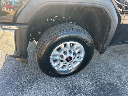 Used 2025 GMC Sierra 2500 SLE w/ Preferred Package image 10